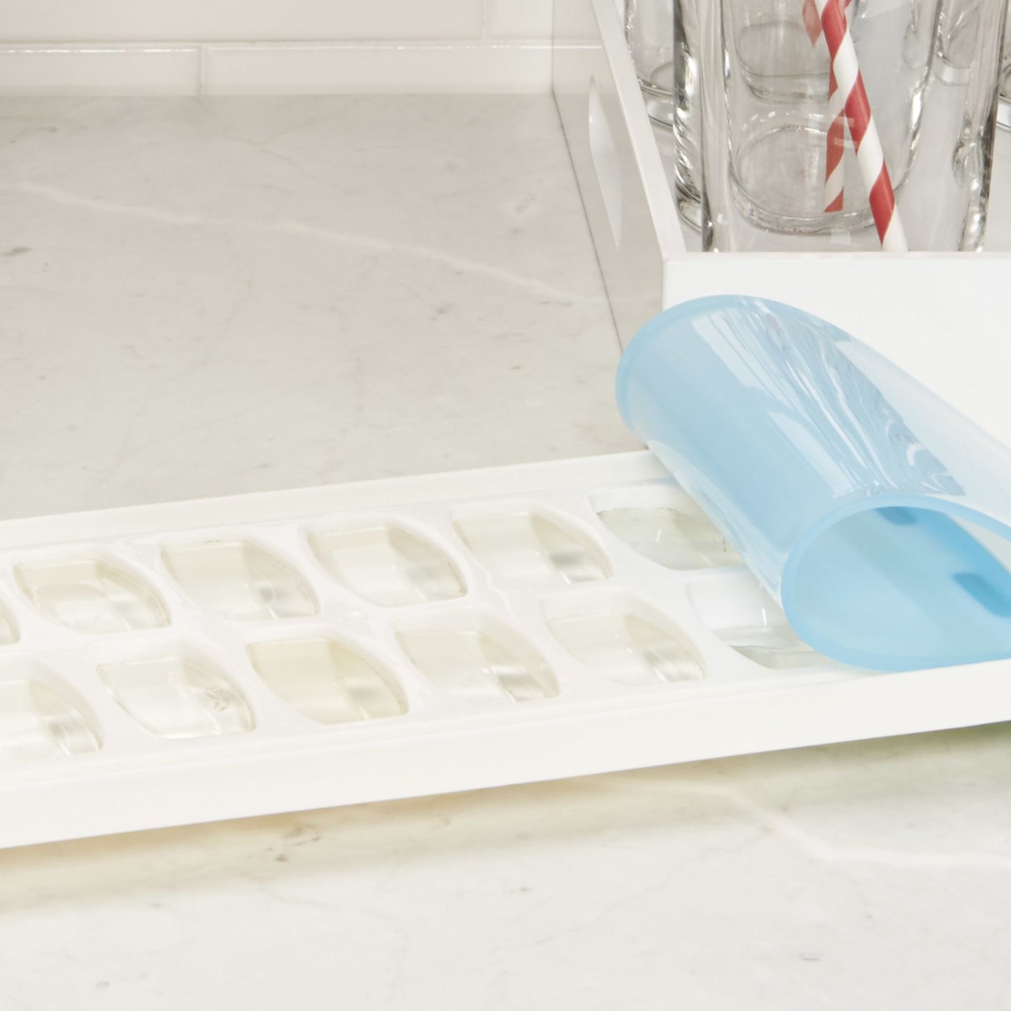 No-Spill Ice Cube Tray