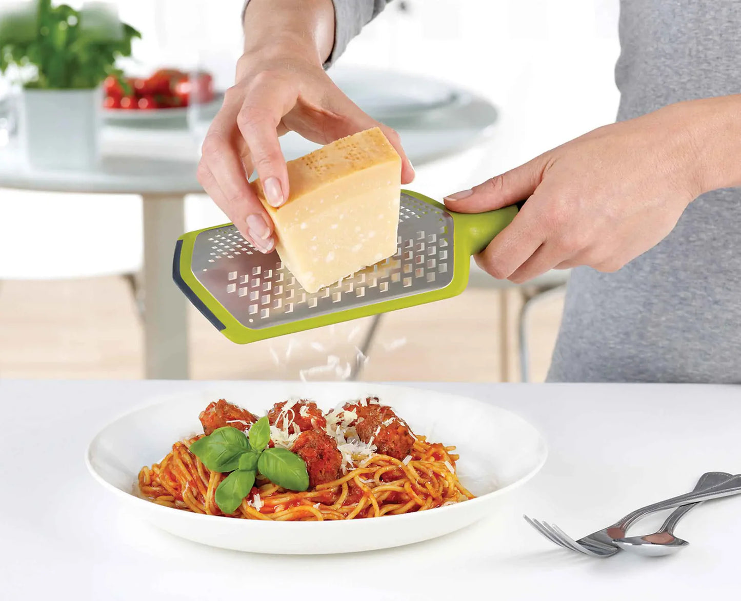 Twist Grater - Coarse & Fine (Green)