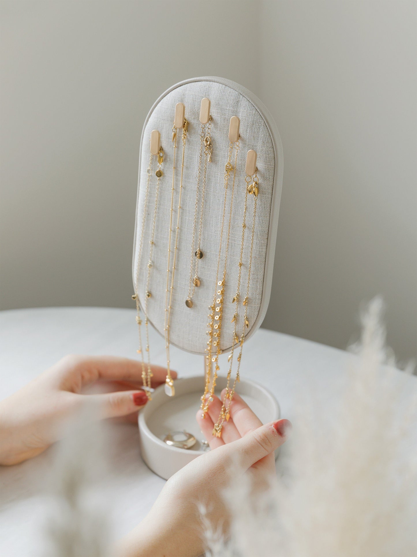 Oatmeal & Linen Necklace Display Stand