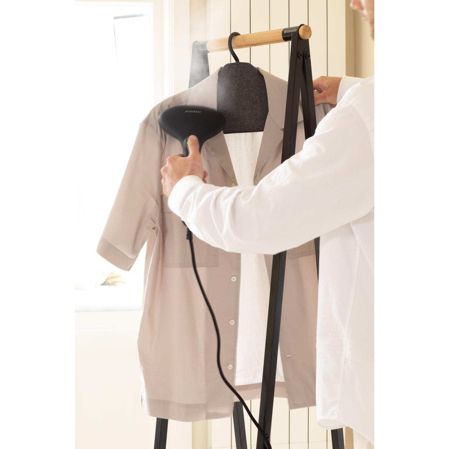 Steam Clothes Hanger