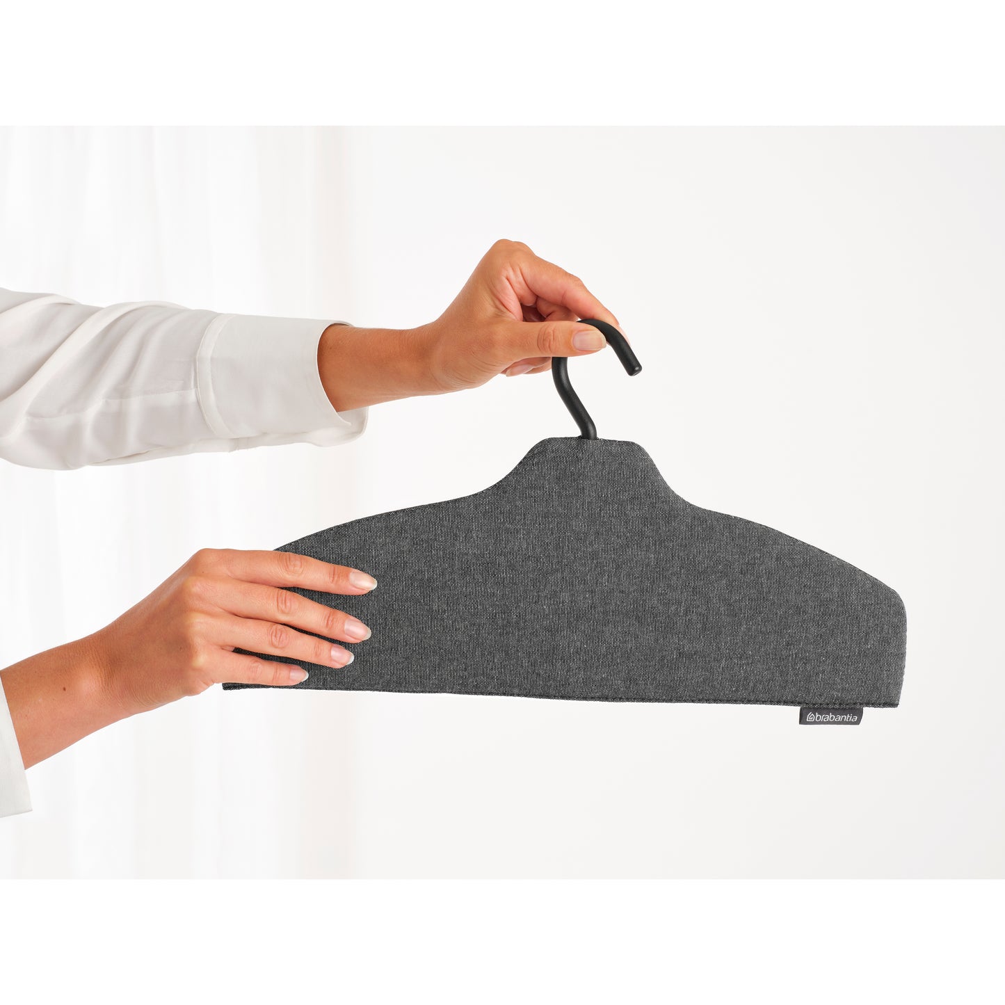 Steam Clothes Hanger