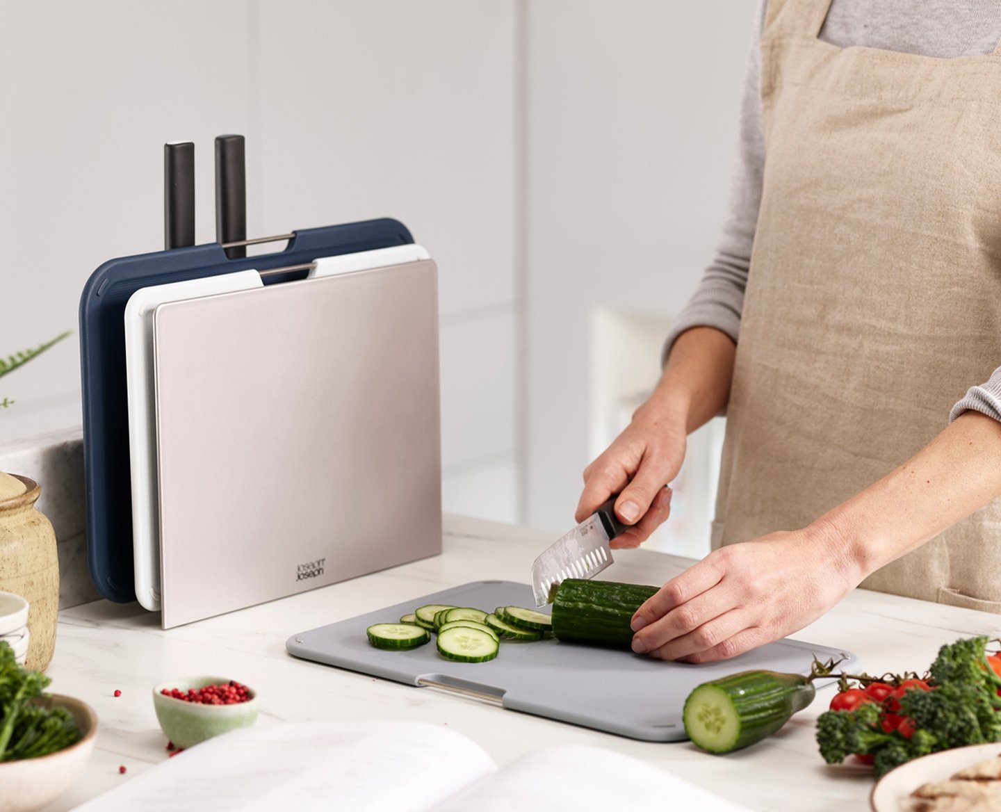 6-Piece Knife & Chopping Board Set