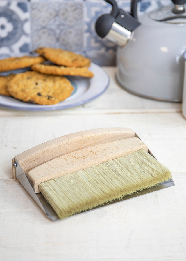 Living Nostalgia Tabletop Dustpan & Brush